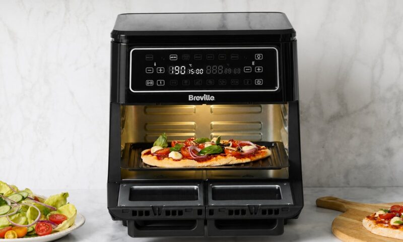 Breville Halo Flexi air fryer is catching attention for its family-sized design (aff)
