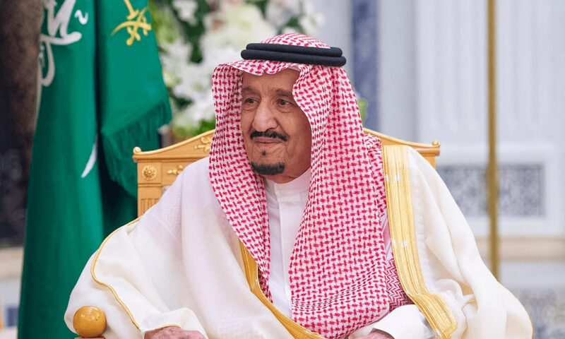 خادم الحرمين: نهنئ شعبنا وأمتنا الإسلامية بعيد الأضحى ونشكر الله أن شرّفنا بخدمة الحرمين الشريفين