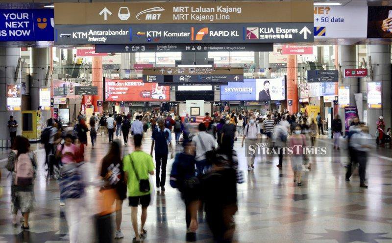 Online job market records 587,801 vacancies in Q4 2025: DOSM