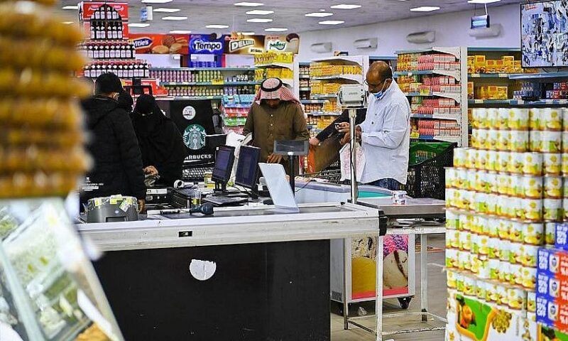 أسواق حائل تستقبل المتسوقين وسط استعدادات مكثفة لعيد الأضحى