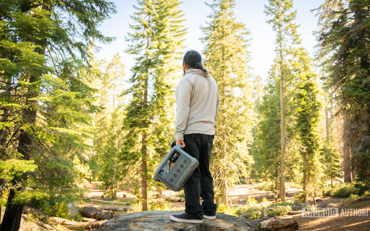 The Anker SOLIX C1000 Gen 2 is my new favorite portable power station for remote work and camping