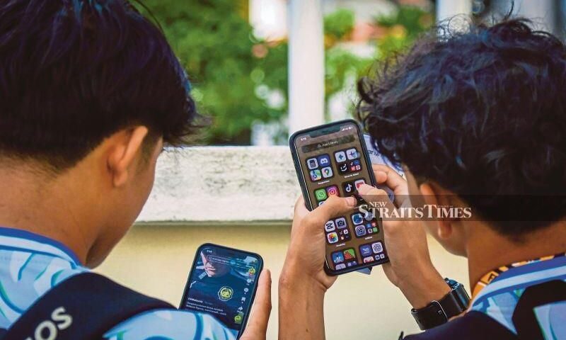 Minimum social media age of 16 a reasonable preventive step, says lawyer
