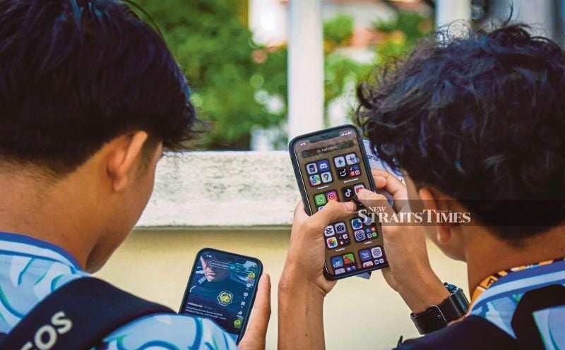 Minimum social media age of 16 a reasonable preventive step, says lawyer