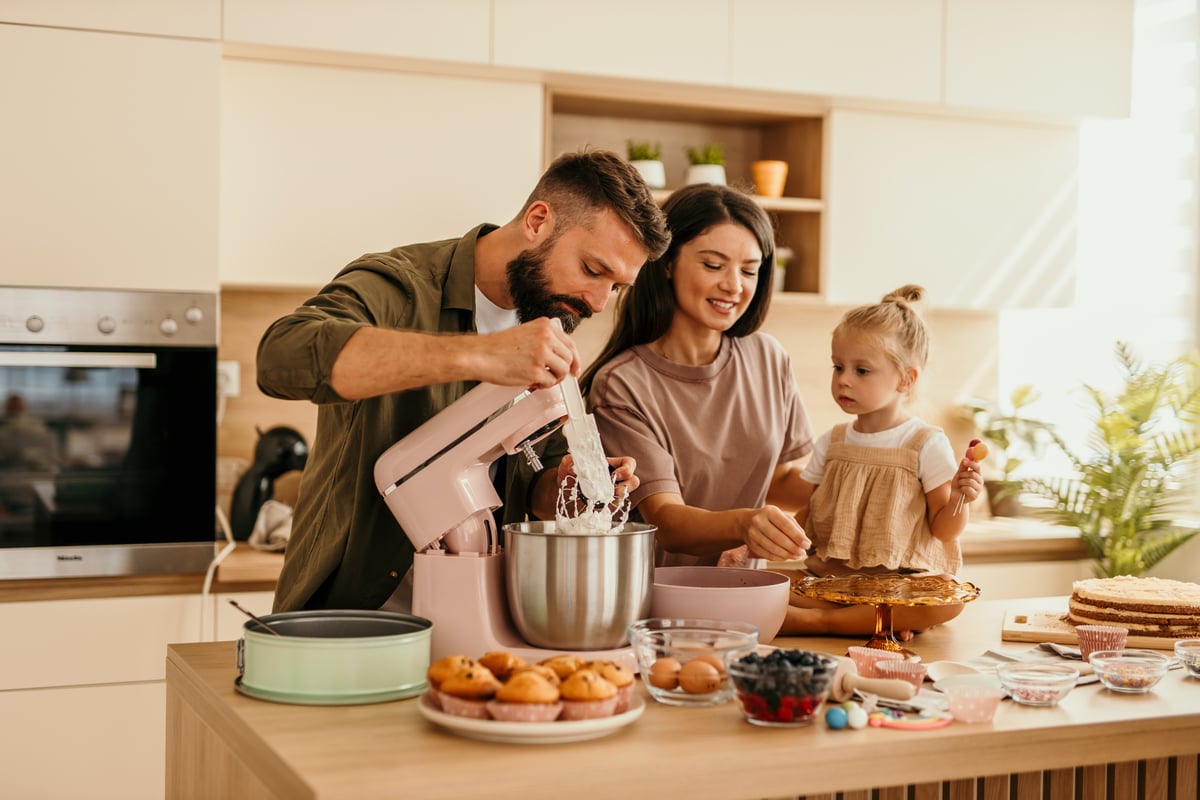 From Kenwood, Salter and Russell Hobbs, these stand mixers are worth adding to your kitchen gadgets (aff)