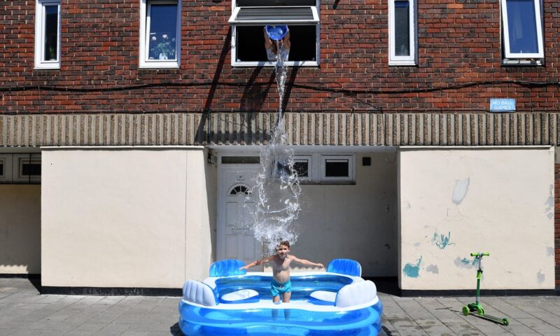Swap paddling pools for water blasters to keep cool in heatwave, Britons urged