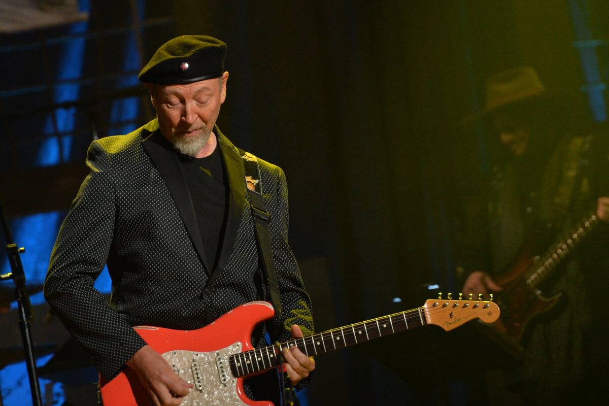 Richard Thompson, Edinburgh review: ‘richly expressive’