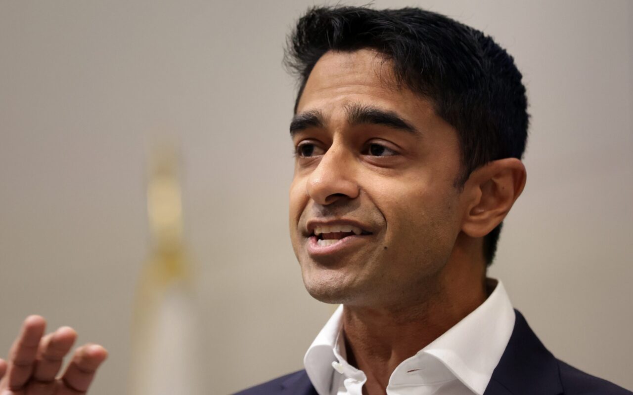 Sunrise Movement Backs Saikat Chakrabarti, Progressive Firebrand Behind the Green New Deal