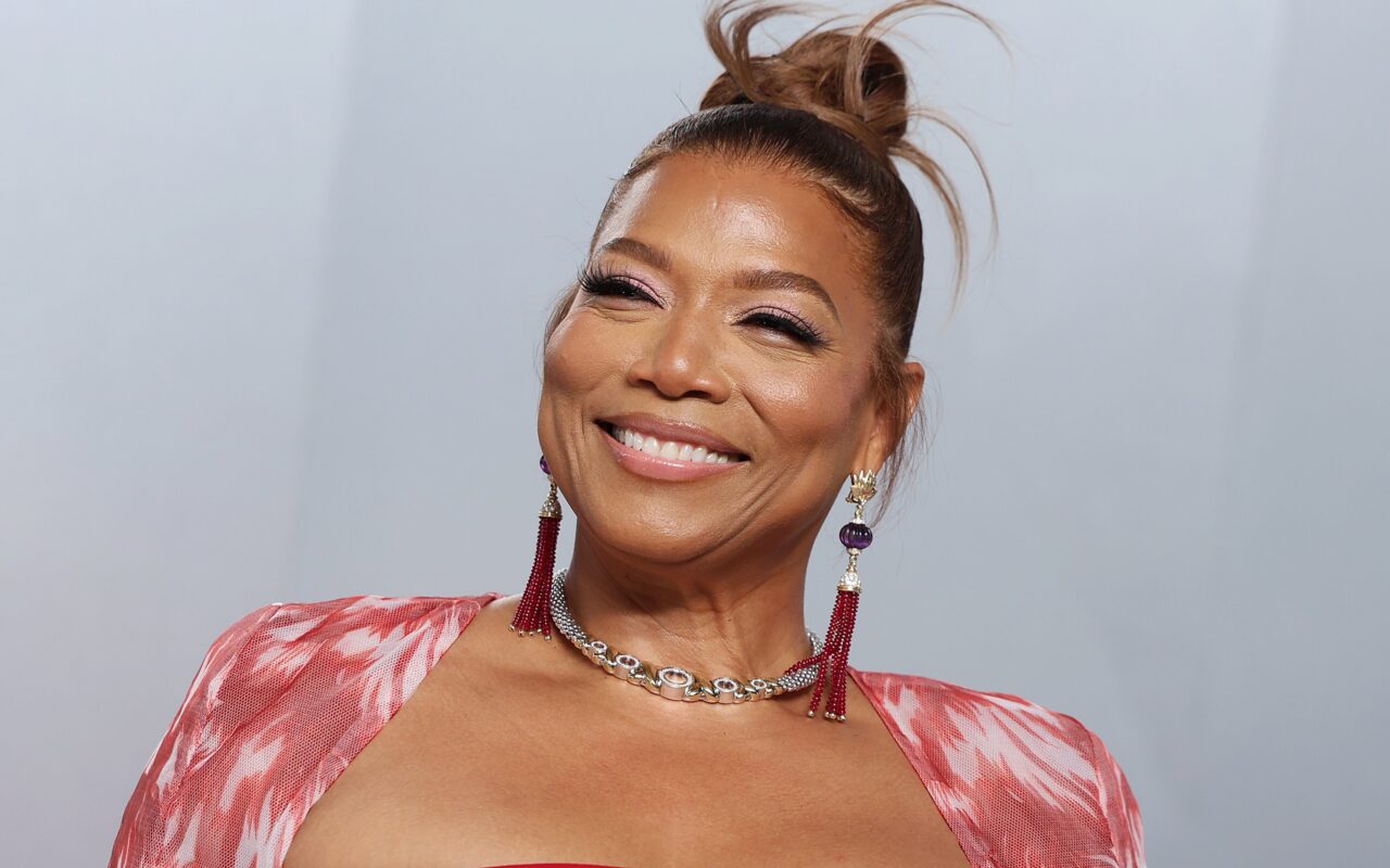 Queen Latifah on Hosting the American Music Awards, Releasing New Music This Year and Being a Taylor Swift Fan: ‘She Makes Really Great, Catchy Songs That We Love’
