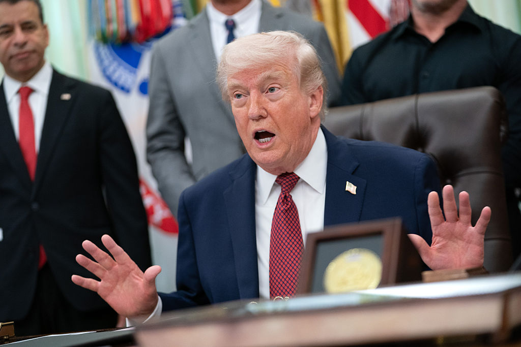US warns capable of resuming war with Iran as deal remains elusive