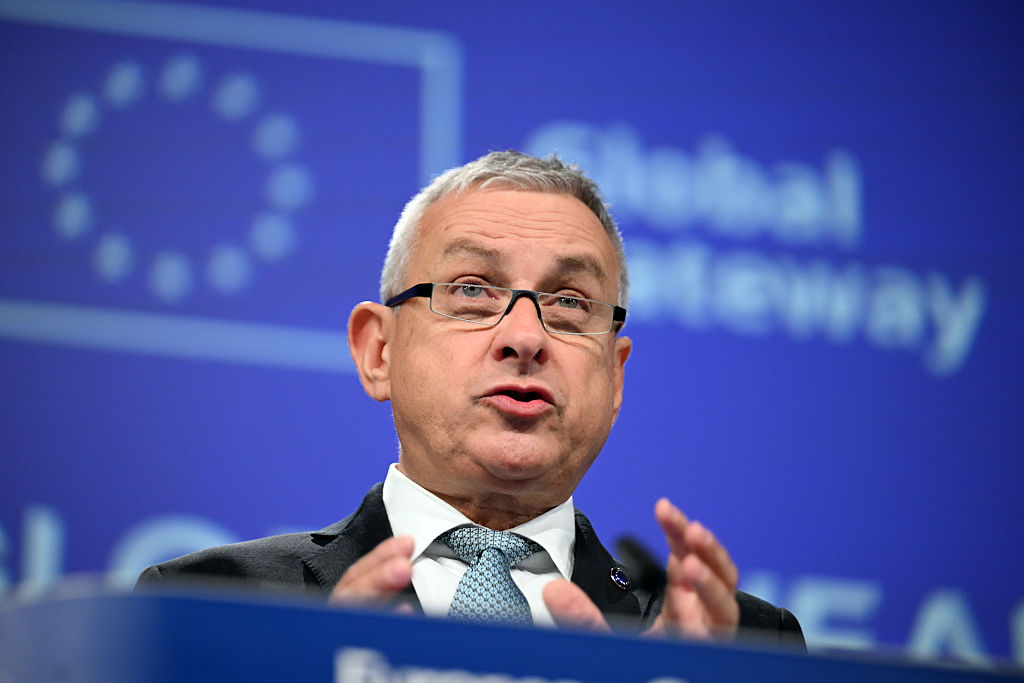 Brussels’ global health push falls short of its ambitions, advocates say