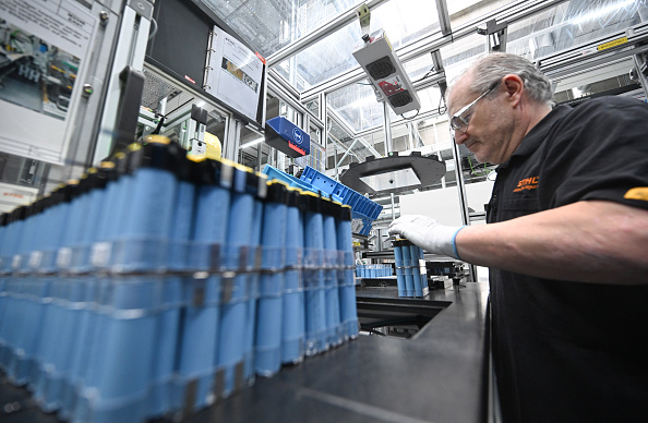 Lead MEPs repel think-tank salvo against made-in-Europe clean tech rules