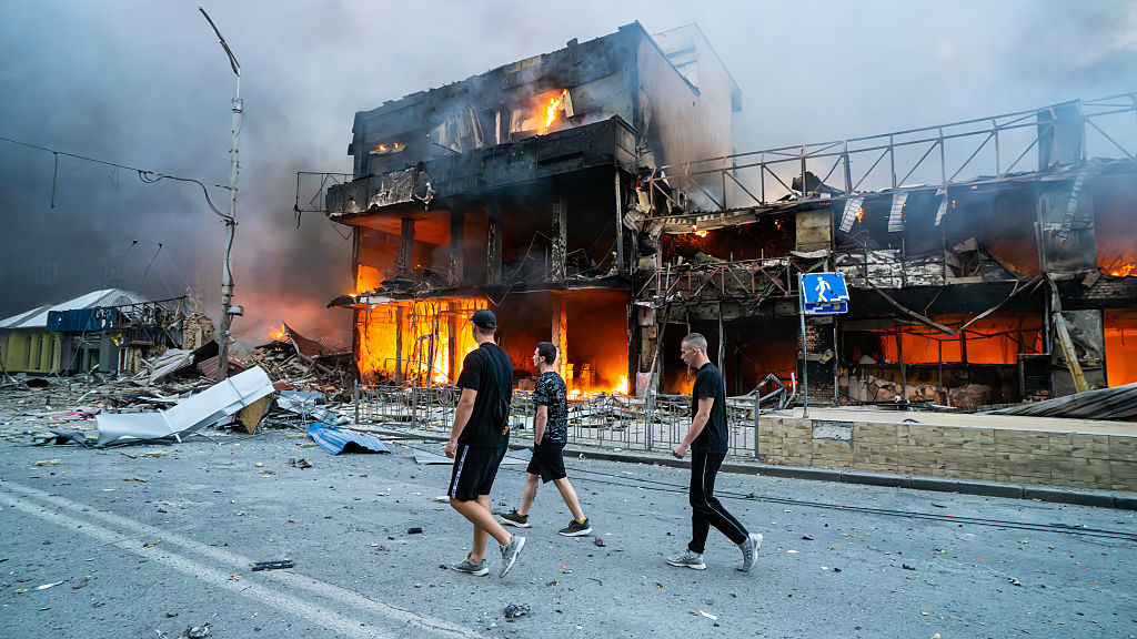 Russia launches new deadly attack on Ukraine with nuclear-capable missile