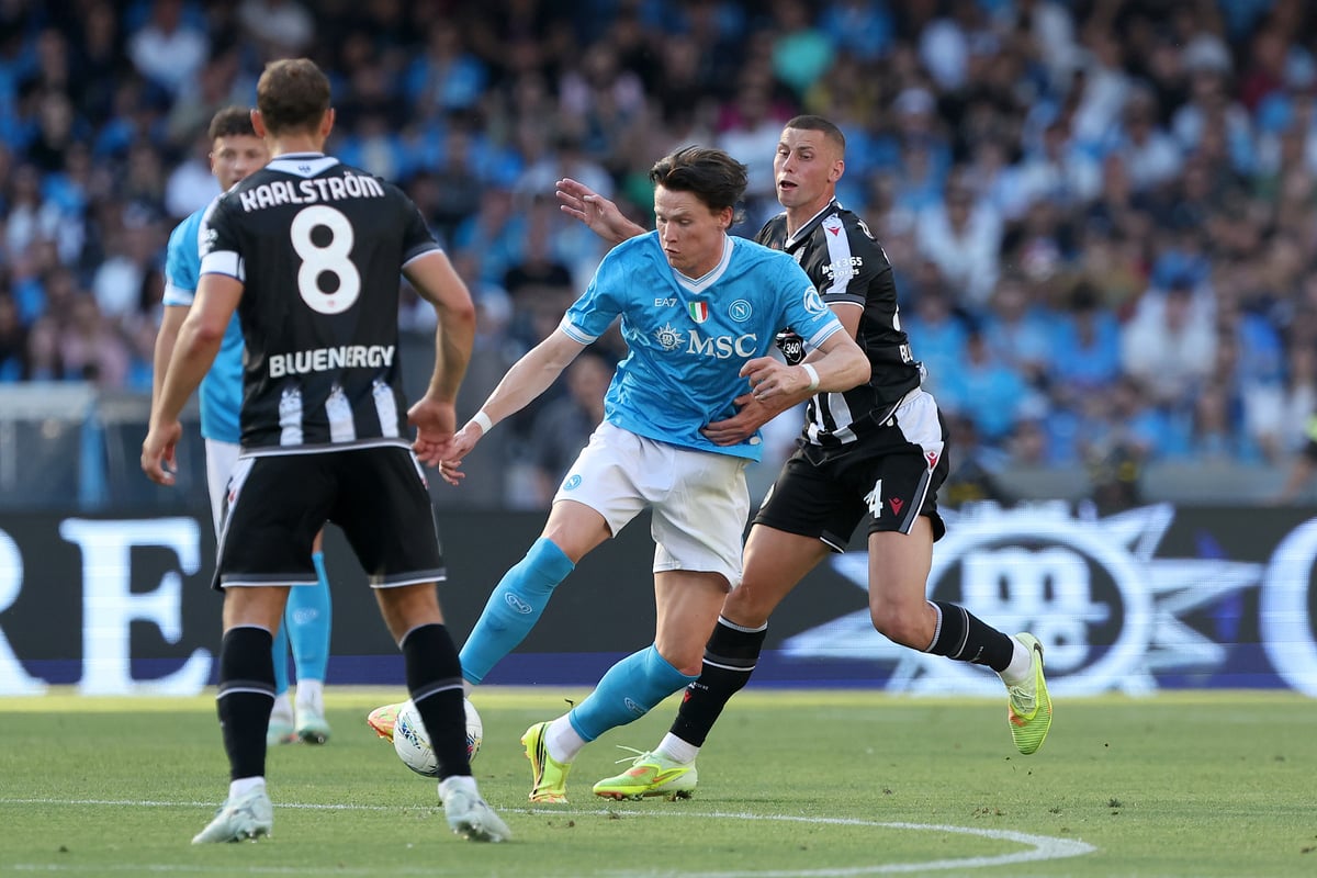 Scott McTominay and Scotland rival share smile after Serie A dust-up amid World Cup disappointment