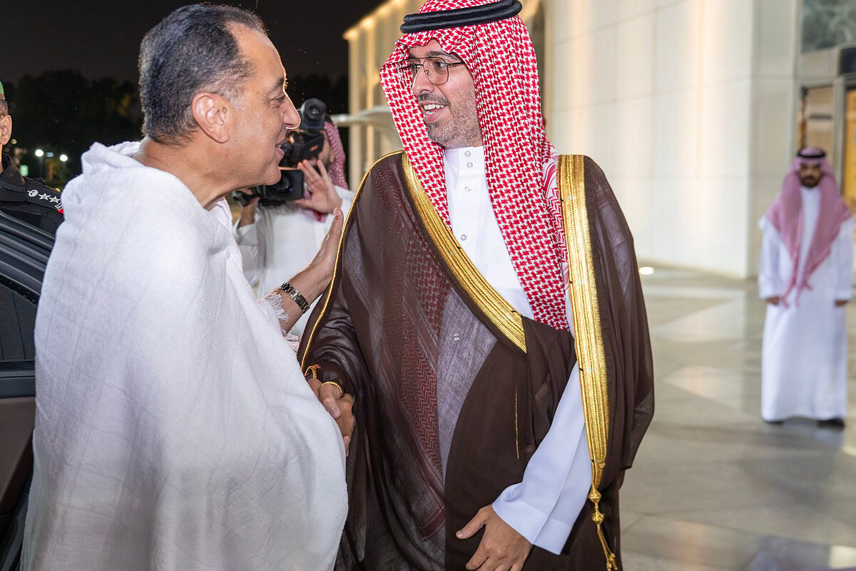 رئيس مجلس الوزراء المصري يصل إلى جدة 