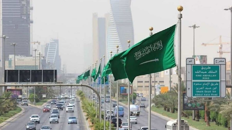 مكة تسجل 41 درجة.. حالة الطقس اليوم الأحد 14-12-1447 في المملكة