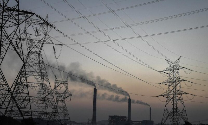 Public outcry grows louder over power cuts in U.P.; Oppn. parties call it structural failure