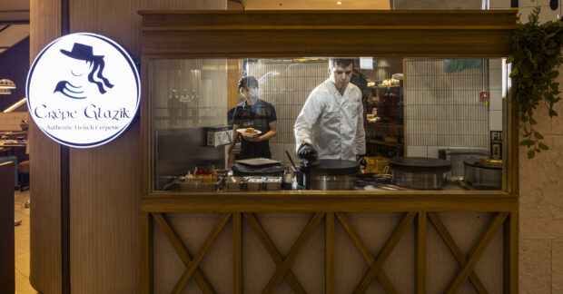 Crepe Glazik’s journey from home kitchen to mall favorite