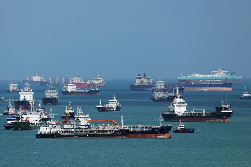 Oil slips to 2-week low as US-Iran seen moving closer to peace deal