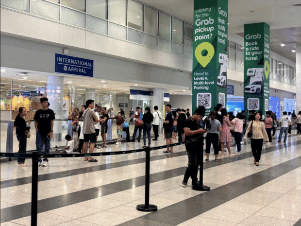 Gov’t told to review Naia privatization