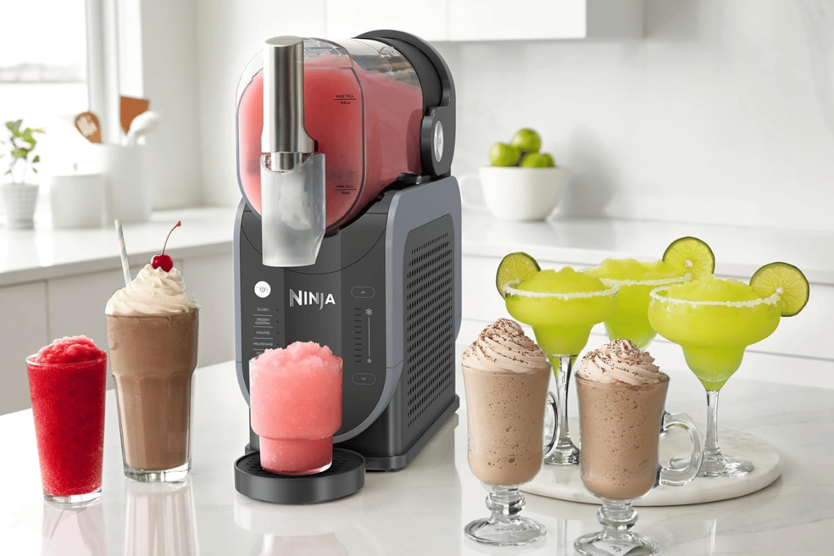 Ninja SLUSHi frozen drinks maker drops by £100 in Amazon deal (aff)