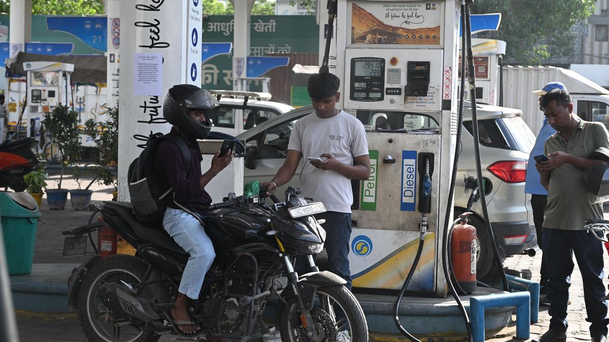 Government revises fuel export levies for fortnight beginning June 1, domestic rates unchanged