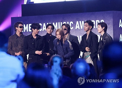 (2nd LD) BTS wins top prize again at American Music Awards