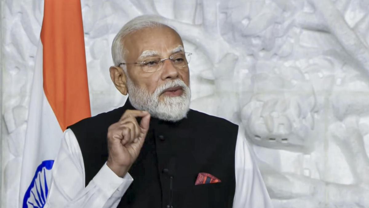 Regrettable fact that PM Modi has not held a single open press conference: Editors Guild of India