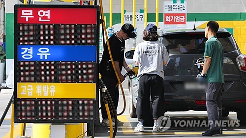 Customs agency to ease rules on U.S. crude routed through third countries