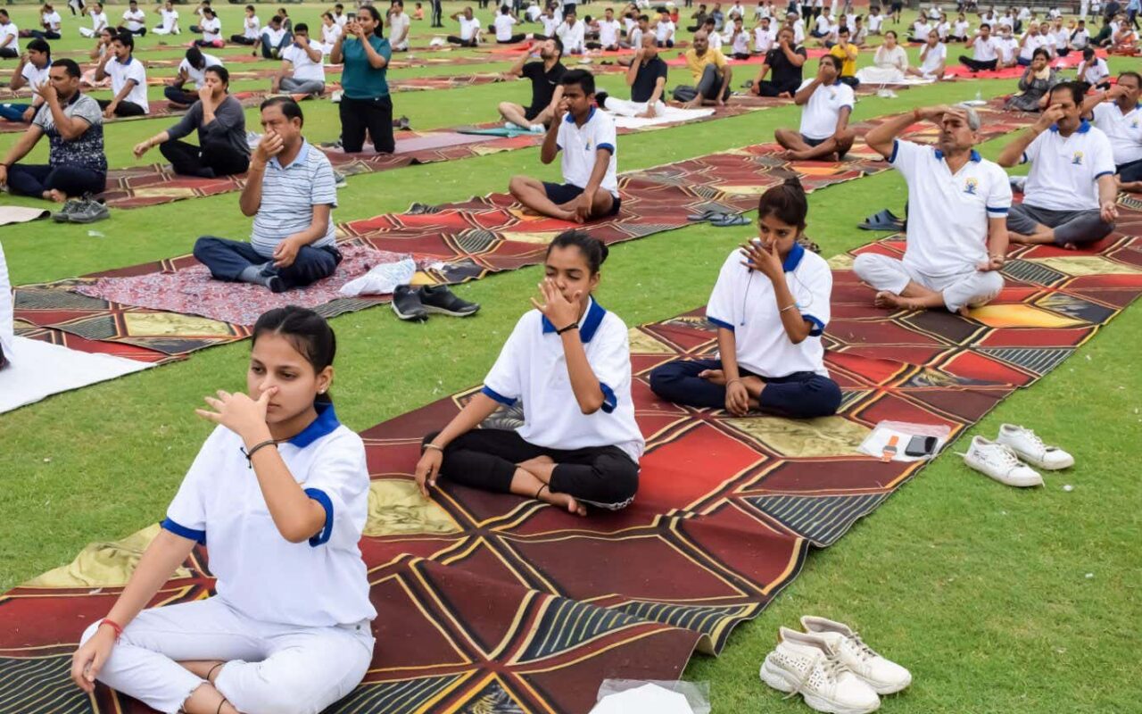 Slow breathing can calm the mind without any need for mindfulness