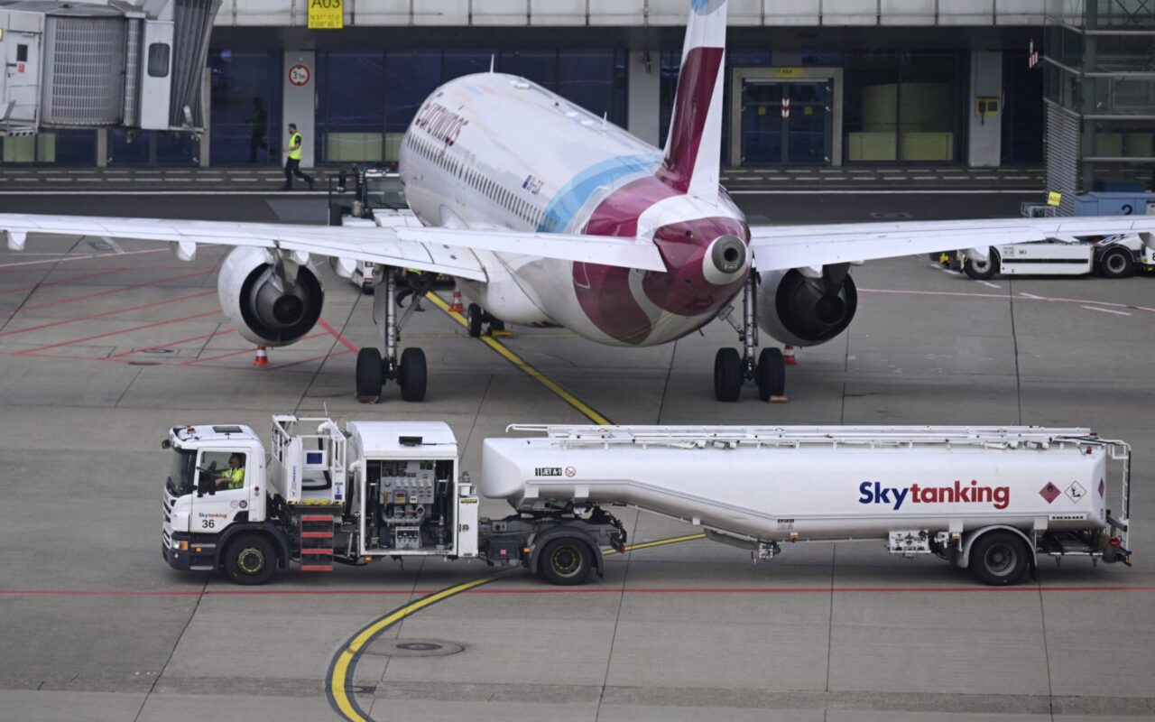 Spain and Greece flights could be cancelled in late summer due to jet fuel crisis