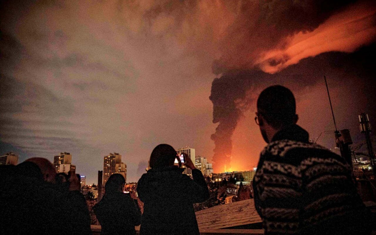 Attack on Iran’s oil released as much pollution as a volcano