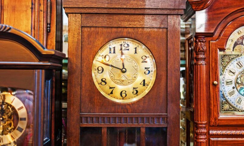 First quantum grandfather clock could probe where gravity comes from