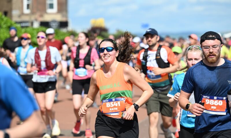 Feeling the heat: Marathon runners swelter in soaring temperatures