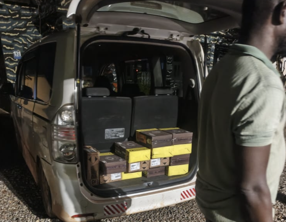 Driver arrested with 14 boxes of ammunition during midnight police operation