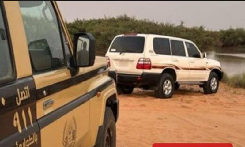 «الأمن البيئي» تضبط مواطنا لدخوله بمركبته في الفياض والروضات البرية بمحمية الملك عبدالعزيز