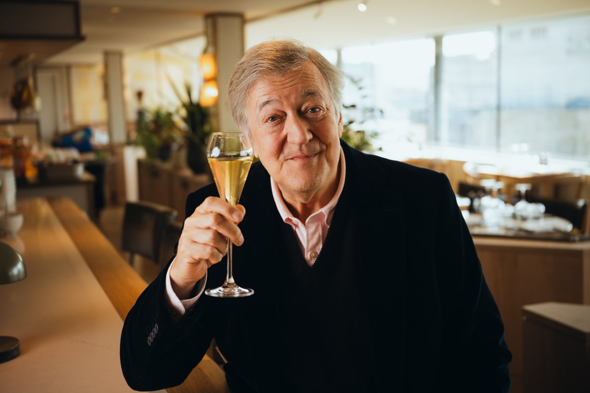 The Big Toast: Why Stephen Fry, Prue Leith and Mo Farah are raising a glass to the people they’ll never forget