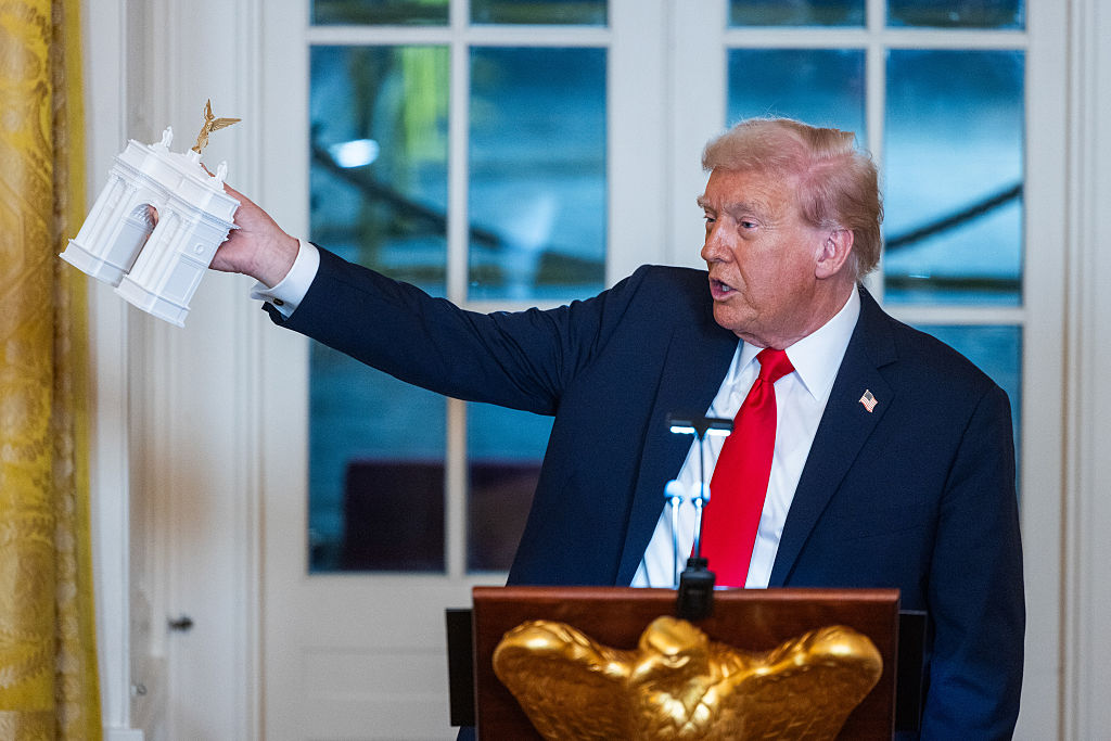 House Democrats to Introduce Bill to Block Trump’s Triumphal Arch Amid Backlash Over ‘Vanity’ Projects