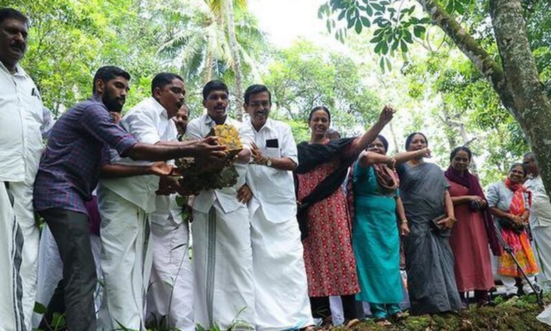 Why did Kerala scrap the SilverLine project?