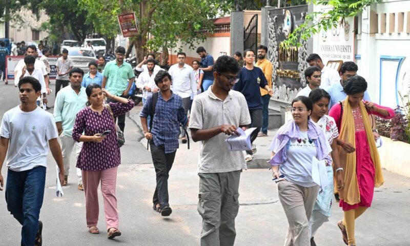 Over 60% attendance in UPSC Civil Services prelims at 17 Visakhapatnam centres
