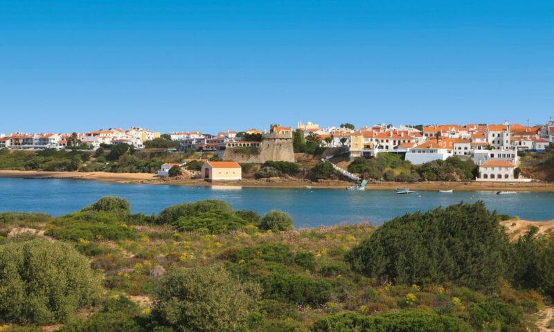 Portugal’s Fisherman’s Trail is the perfect multi-day hike for first-timers