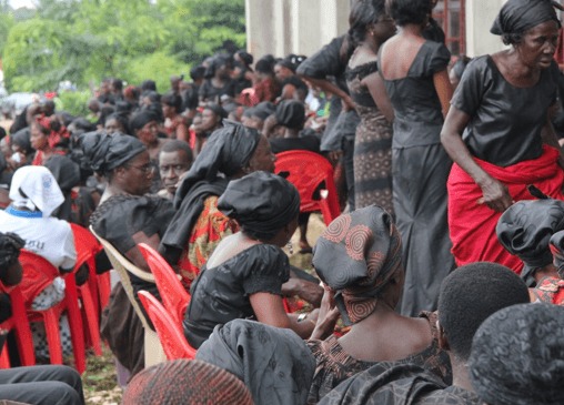 Damirifa Dué and a Dollop of Oppression: A conversation on funerary practices in Ghana