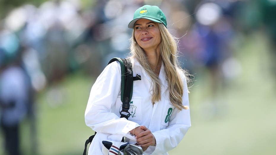 Wyndham Clark’s girlfriend Emily Tanner makes her TV debut after win, hockey parents gone wild & MEAT!