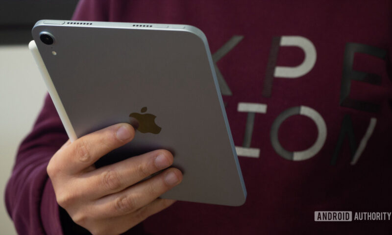 Need a new tablet? The Apple iPad Mini just dropped below $400