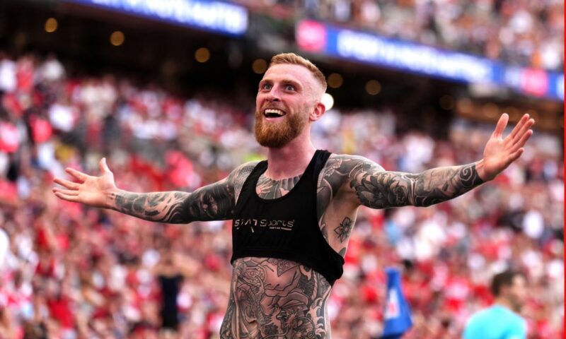 Oli McBurnie reacts to Scotland World Cup snub that left Hull City boss ‘quite pleased’