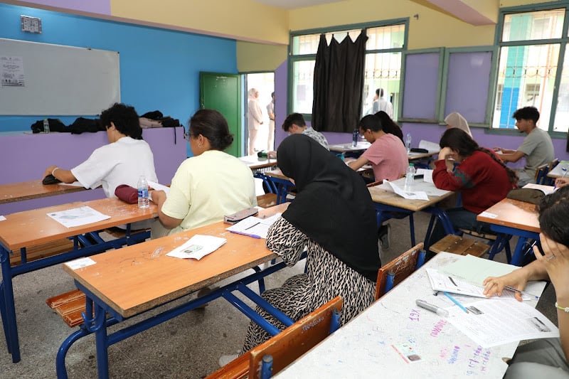 اقتراب امتحانات البكالوريا يعيد النقاش حول الضغط الأسري على التلاميذ