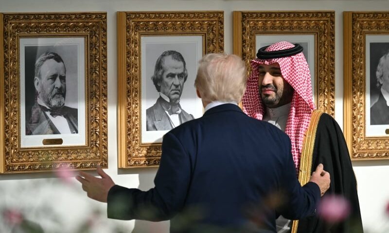 ترامب يطالب السعودية وقطر بالتطبيع