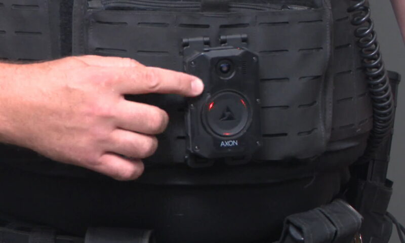 Calgary police body cameras to include tech enabling real-time translation