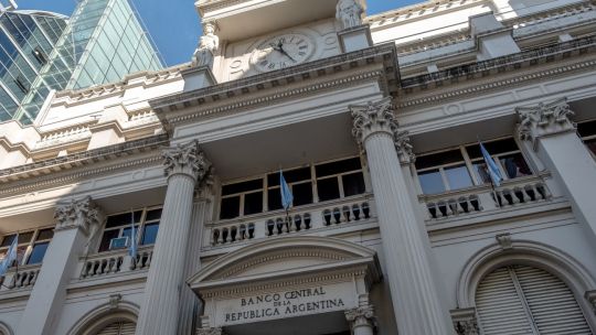 Milei eases grip on Argentine peso as reserves hit seven-year high