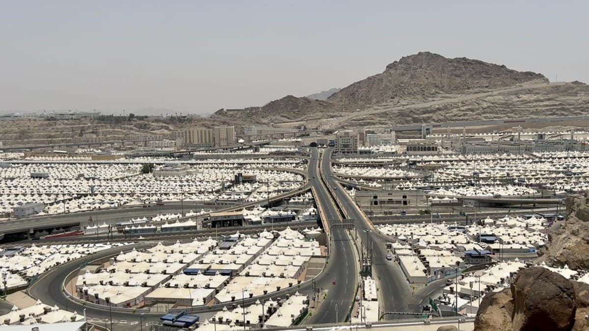 مدينة الخيام الأكبر في العالم تستقبل ملايين الحجاج في يوم التروية