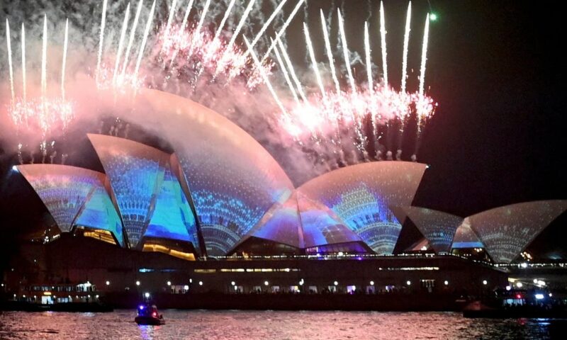 إلغاء عرض للمسيرات ضمن مهرجان في سيدني بعد تعطلها وسقوطها في الماء